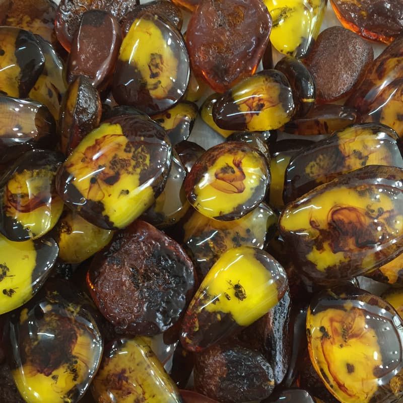 Amber Beeswax Bracelet Raw Stone Office Living Room Handicraft Ornament Fluorescent Floating Fragrance Insect Amber Pendant