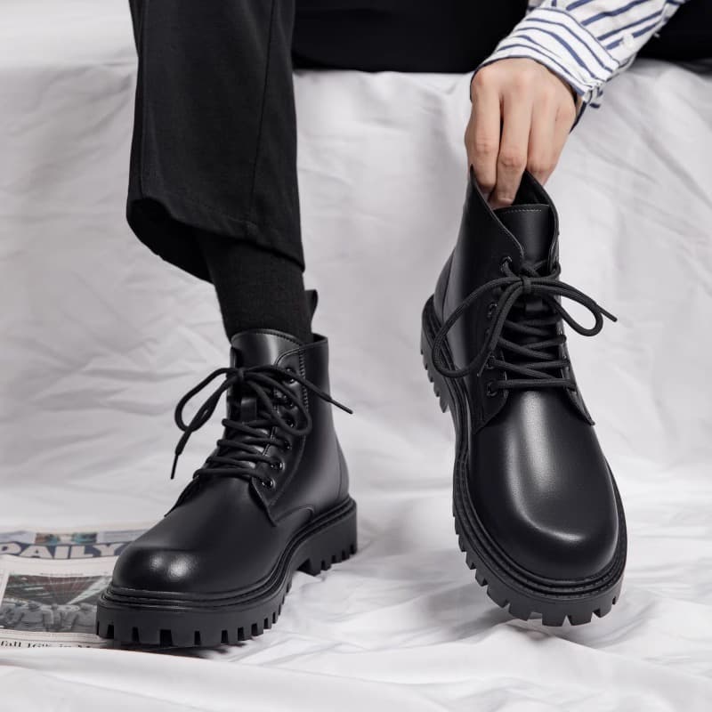 Men's Martin Boots Autumn High-Top British Style Leather Shoes Black Motorcycle Leather Boots Waterproof Work Boots