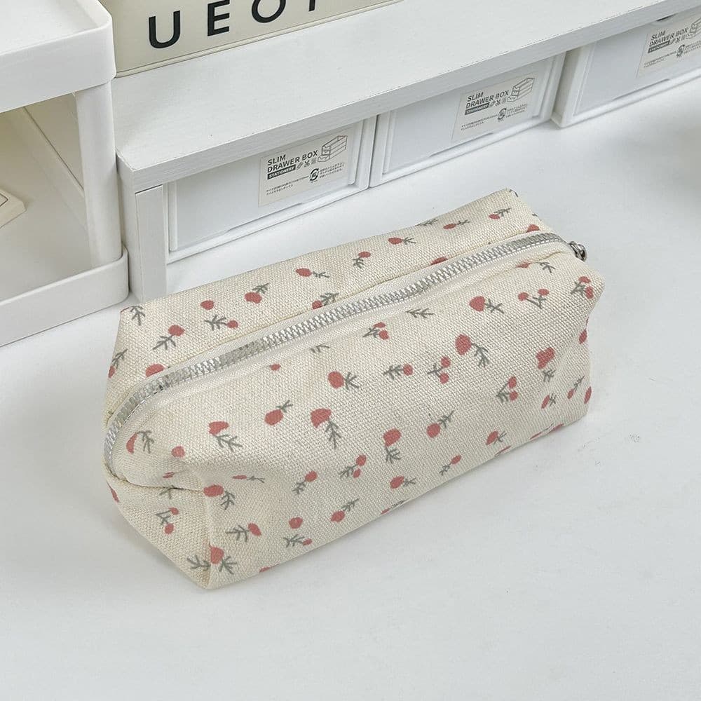Vintage Floral Pencil Case Ins Niche High-Fashion Lace Patch Stationery Bag Student Large-Capacity Pencil Pouch Organizer