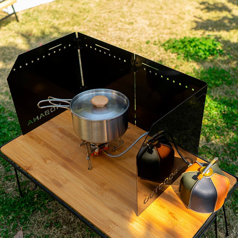 NOBANA Outdoor Camping Four-Fold Windscreen, Portable Wind Shield for BBQ and Cartridge Stove, Heat Concentrator