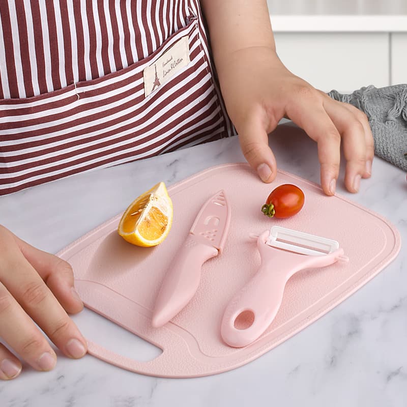 Kitchen Ceramic Fruit Knife Set, Three-Piece Baby Food Prep Kit with Cutting Board and Knife Sheath