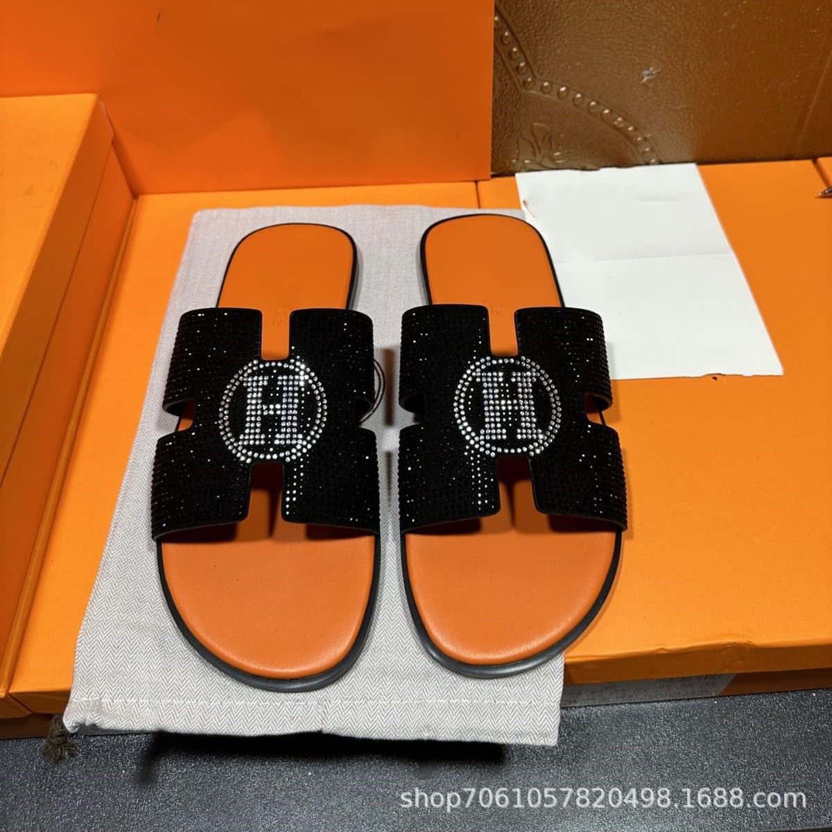 H Slippers Trendy Brand Flip Flops Men 2025 Summer Breathable Indoor Outdoor Casual Shoes European Style H Sandals