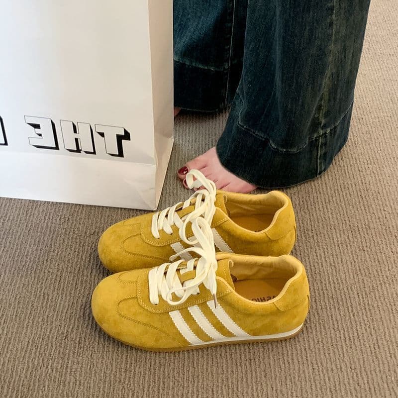 German Training Shoes Women's 2025 Spring/Autumn New Flat Versatile White Agility Shoes Lightweight Casual Sneakers