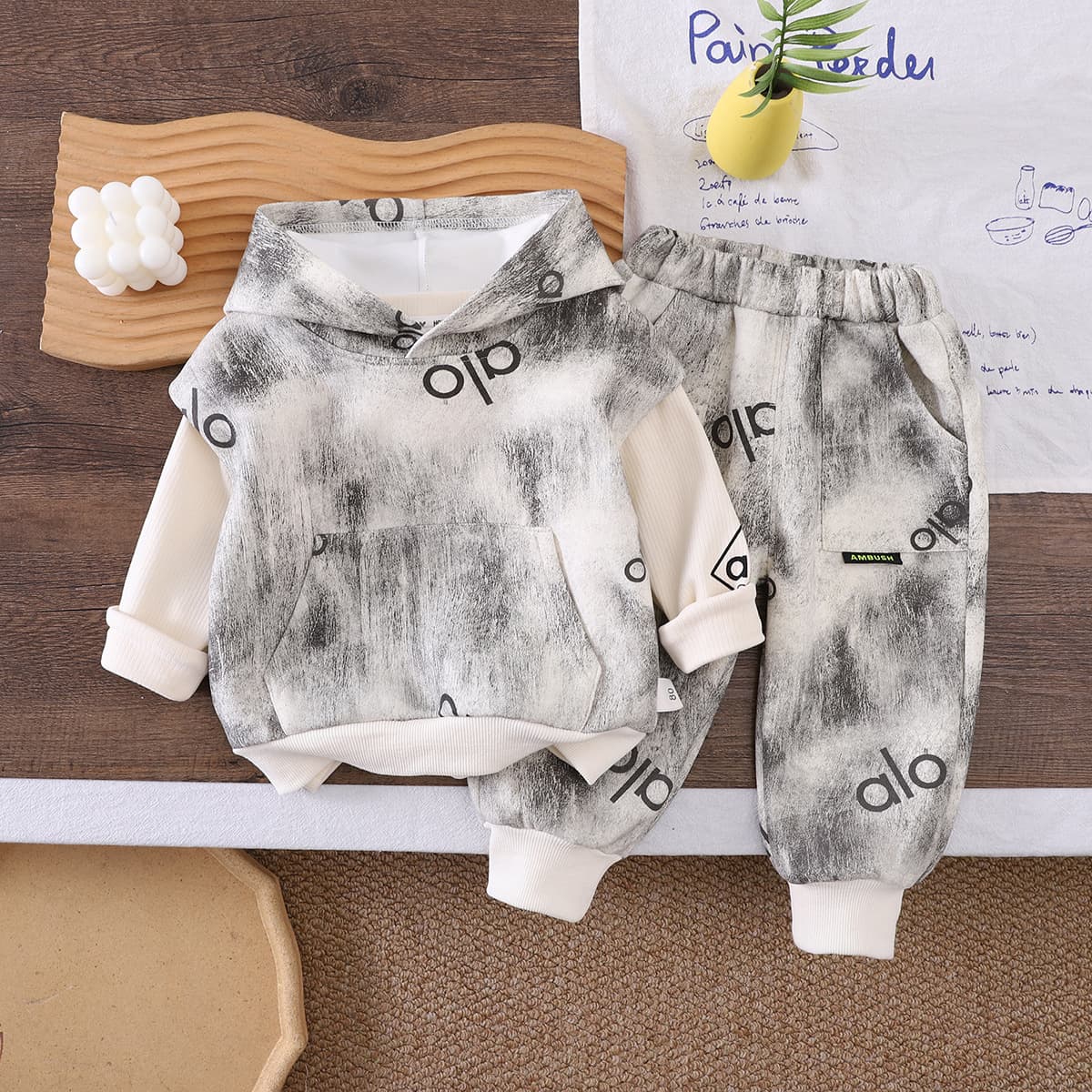 Spring and Autumn 2026 New Suit Boy Baby Side Pocket Round Neck Long Sleeve Suit Small and Medium-sized Children Casual Three-piece Suit