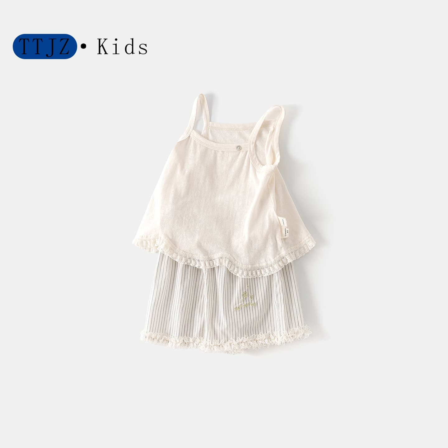 Baby girl suit summer 2026 new style style suspenders wavy edge vest shorts two-piece set to wear baby clothes