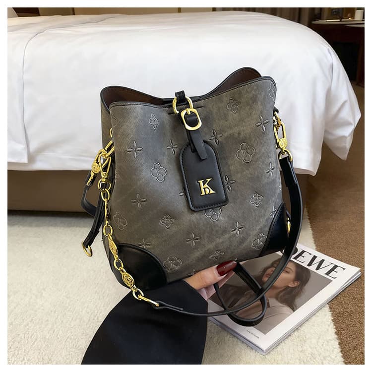 New Printed Bucket Bag 2025 Double-Sided Exquisite Small Bag Shoulder Bag Crossbody Bag Textured Women's Bag Versatile