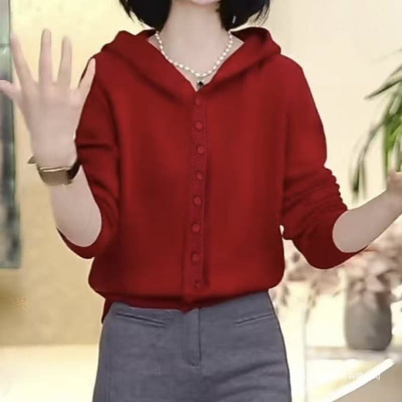 [Snowflake Crisp] Korean Style Soft Hooded Button Cardigan Top Women Autumn/Winter Lazy Knitted Sweater