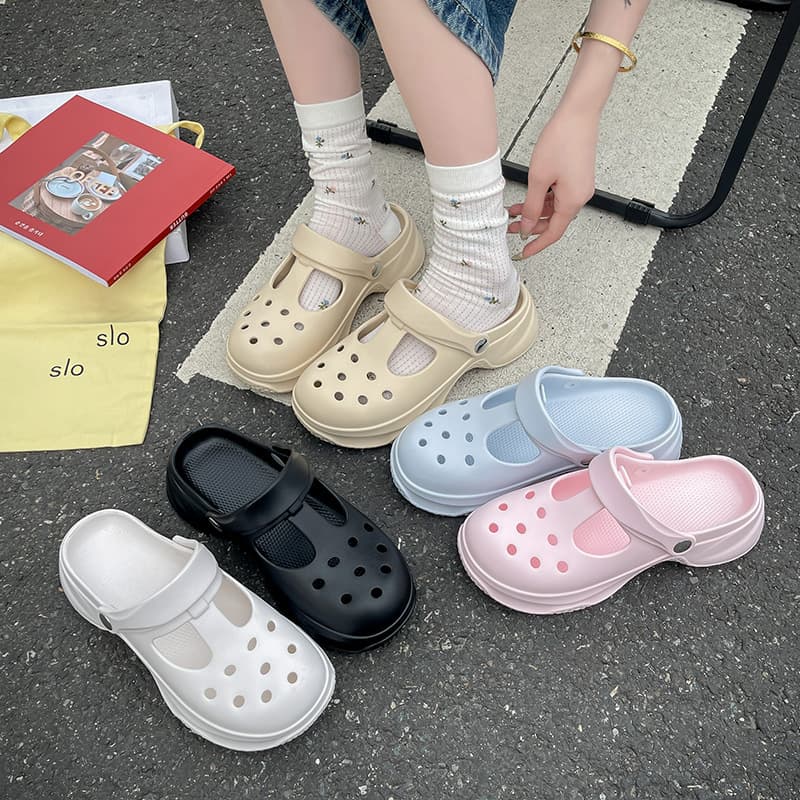 Summer New Thick Sole Clog Shoes Women Outdoor Casual Mary Jane Heightening Sandals Anti-slip Toe Cover Beach Shoes