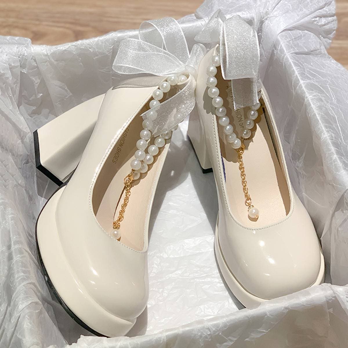 Vintage White Leather Women's High Heel Shoes Spring Autumn 2023 New Style Thick Bottom Height Increasing Mary Janes