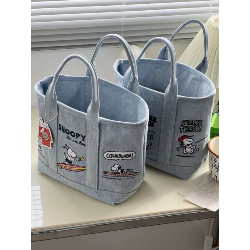 Snoopy Embroidered Japanese Style Cute Canvas Bag, Mom's Outing Handbag, Lunch Bag, Office Lady Tote