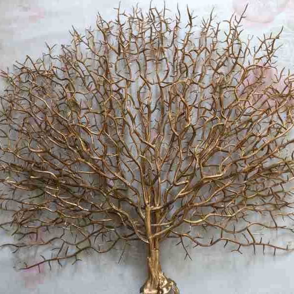 Coral Branch Wavy Branch Peacock Tree Dry Branch Christmas Holiday Decoration Sea Tree Plastic Branch Gold Foil Placemat