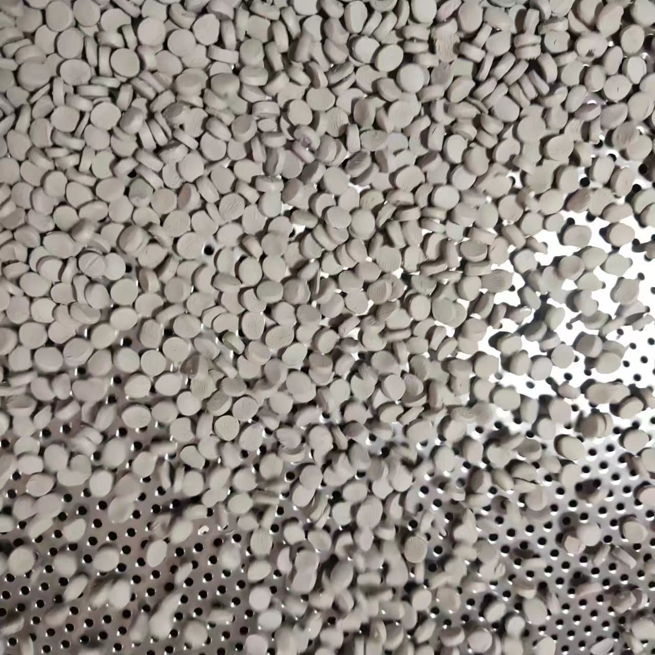PE ultra-white filling material, PE talcum powder masterbatch, PP filling masterbatch - Transparent talcum powder.