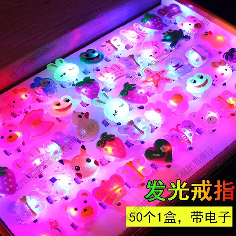 LED lights, rings, cartoon toys, flashing lights, wholesale, hot-selling Christmas and children's rings, PVC soft rubber light-up stalls.
