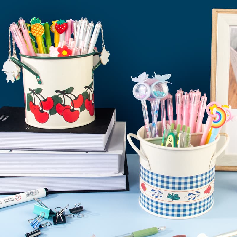 Creative Iron Art Large Capacity Cute Student Desk Storage Box Children's Girls Ins Japanese Style Makeup Brush Bucket