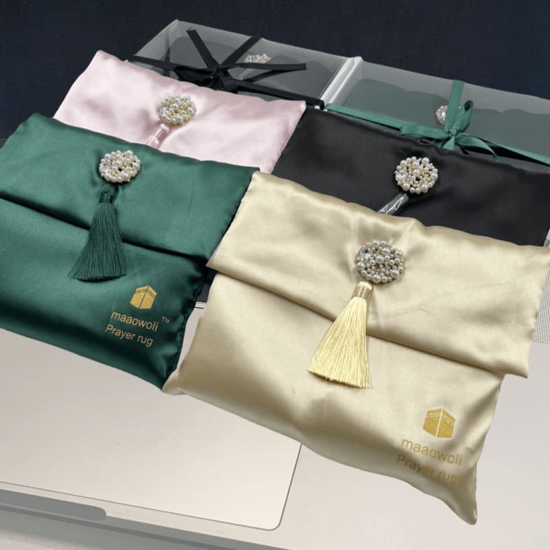 Amazon/Shein bestselling Arabic Muslim gift blanket
