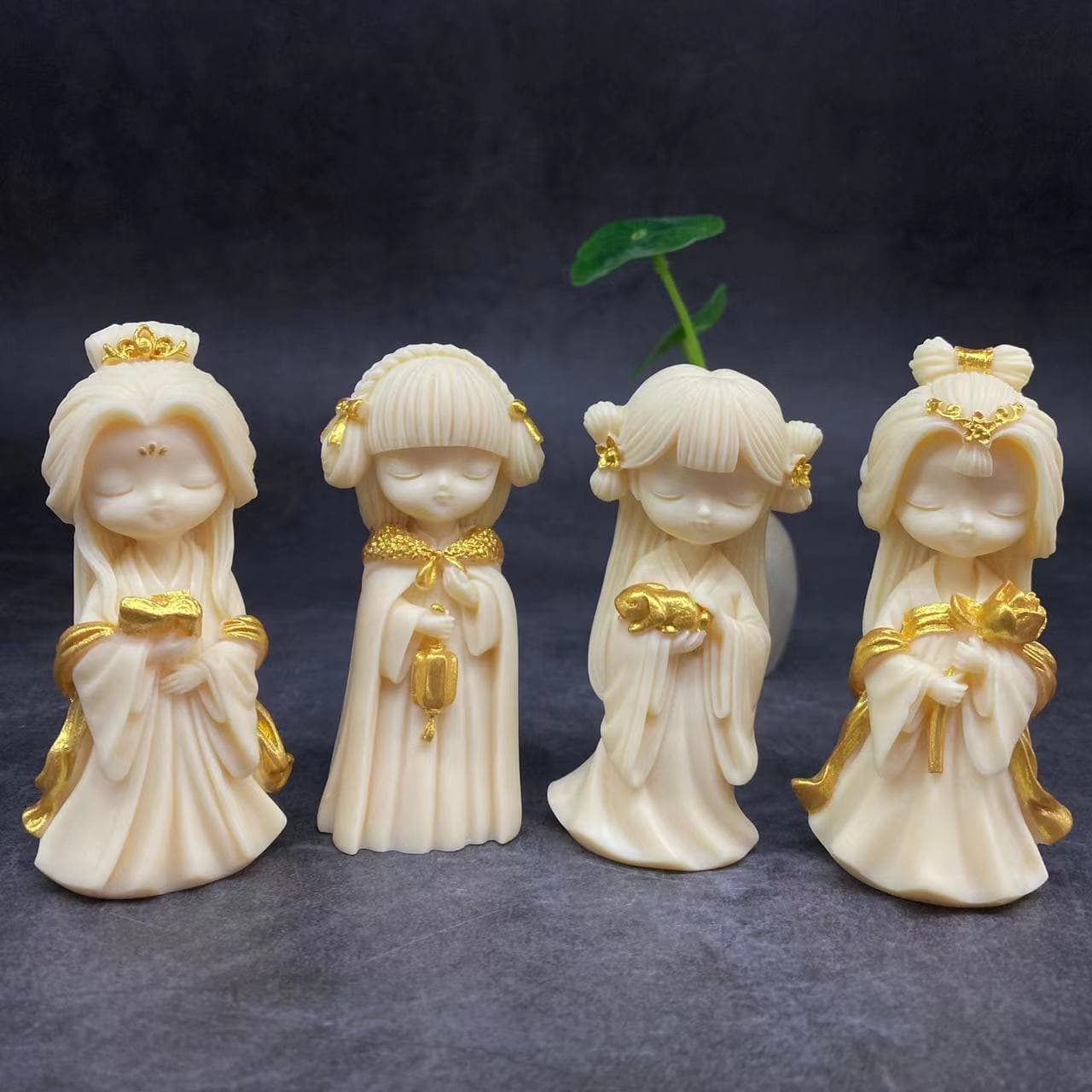 Ivory Nut Four Beauties Handheld Ornament Cartoon Creative Home Desktop Decoration Craft Car Decoration Wholesale