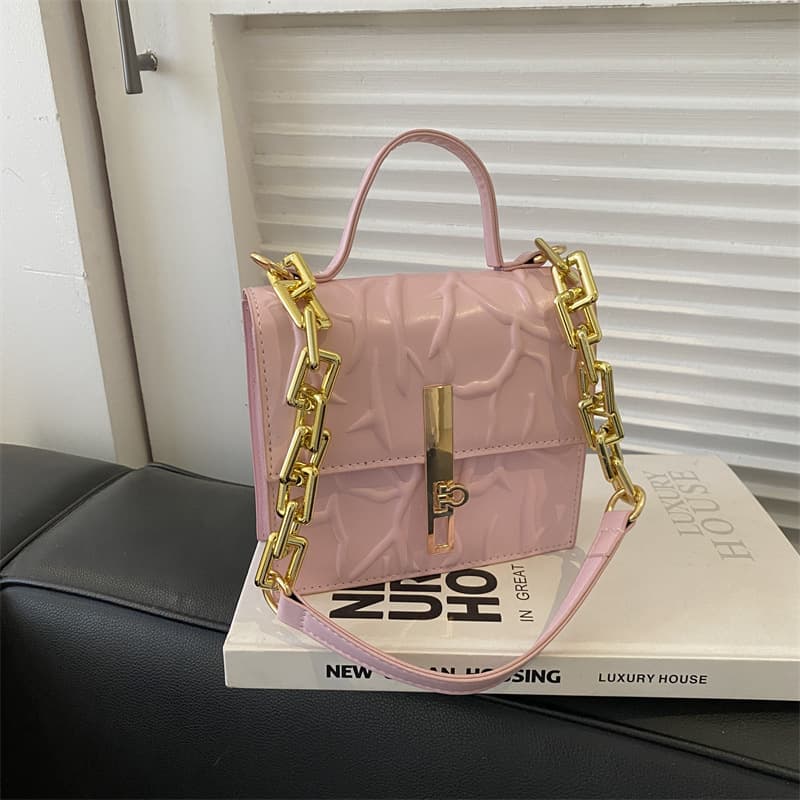 2025 Autumn New Embossed Chain Commuting Underarm Bag Fashion Casual Niche Design Shoulder Crossbody Bag