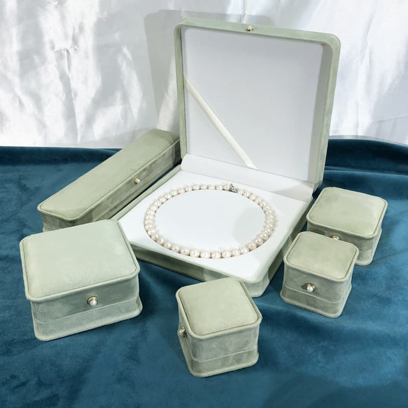 Light Green Waist-Contoured Velvet Jewelry Box Pearl Accessory Packaging Box Necklace Box Earring Ring Box Wholesale Stock