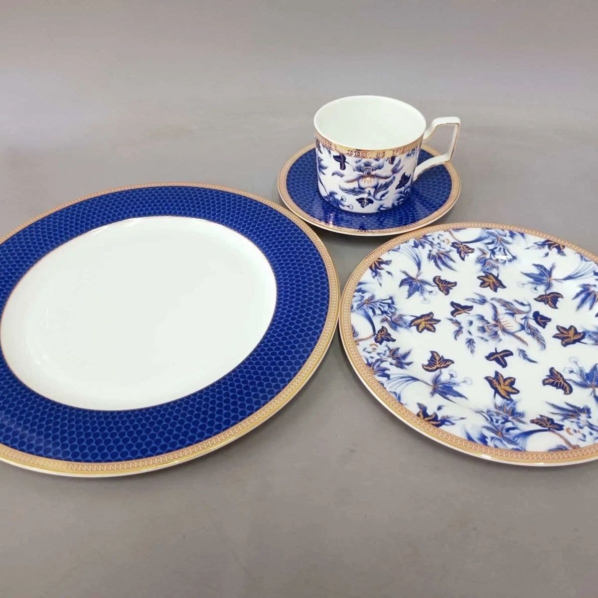 European Bone China Coffee Cup Hibiscus Series Home Light Luxury Water Cup Set Office Tea Cup Gift for Friends Wholesale