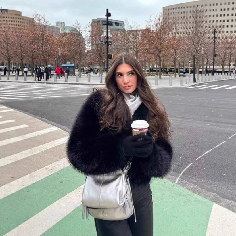 Amazon AliExpress autumn and winter European and American foreign trade cross-border fox fur imitation fur jacket women's short artificial fur jacket