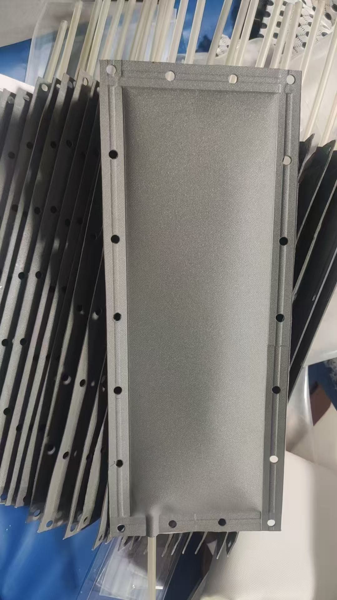 Specialized TPU airbags for battery restraint tray production lines, high-pressure retention and air-tightness for battery electronic trays