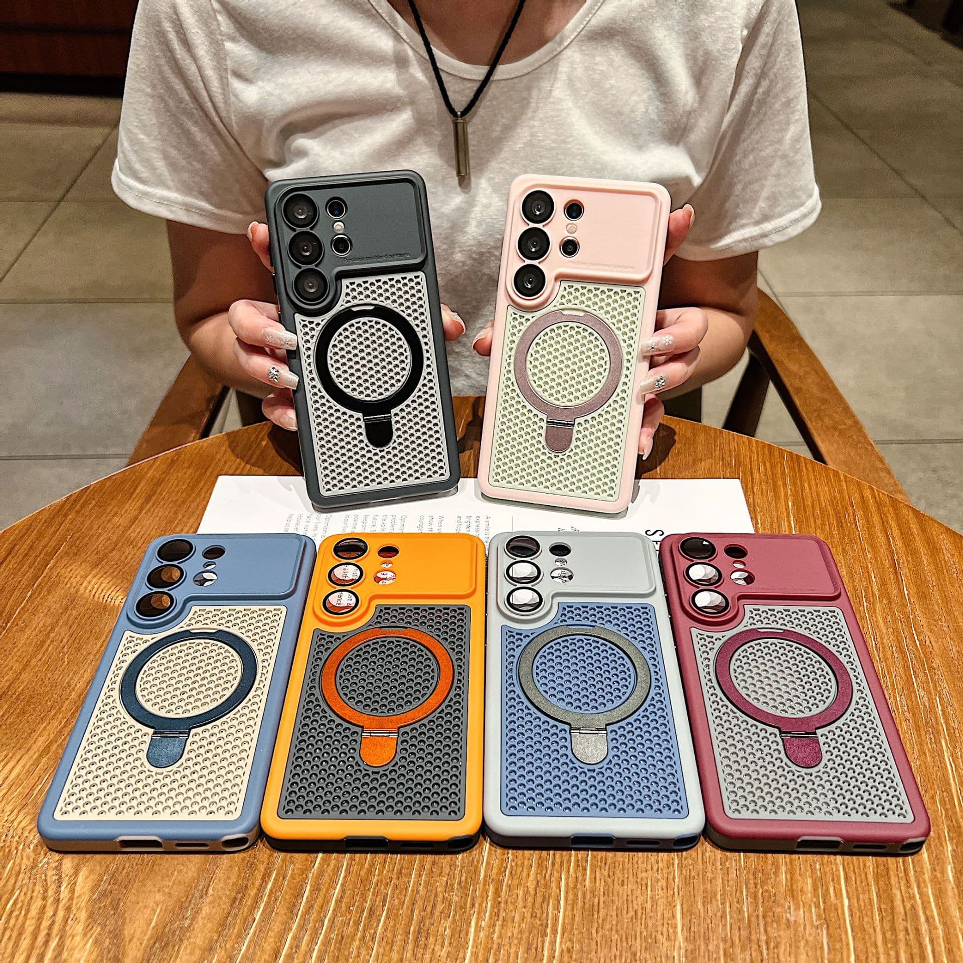Suitable for Samsung S26Ultra mobile phone case magnetic charging S25U armor shield fine mesh bracket S24U protective cover