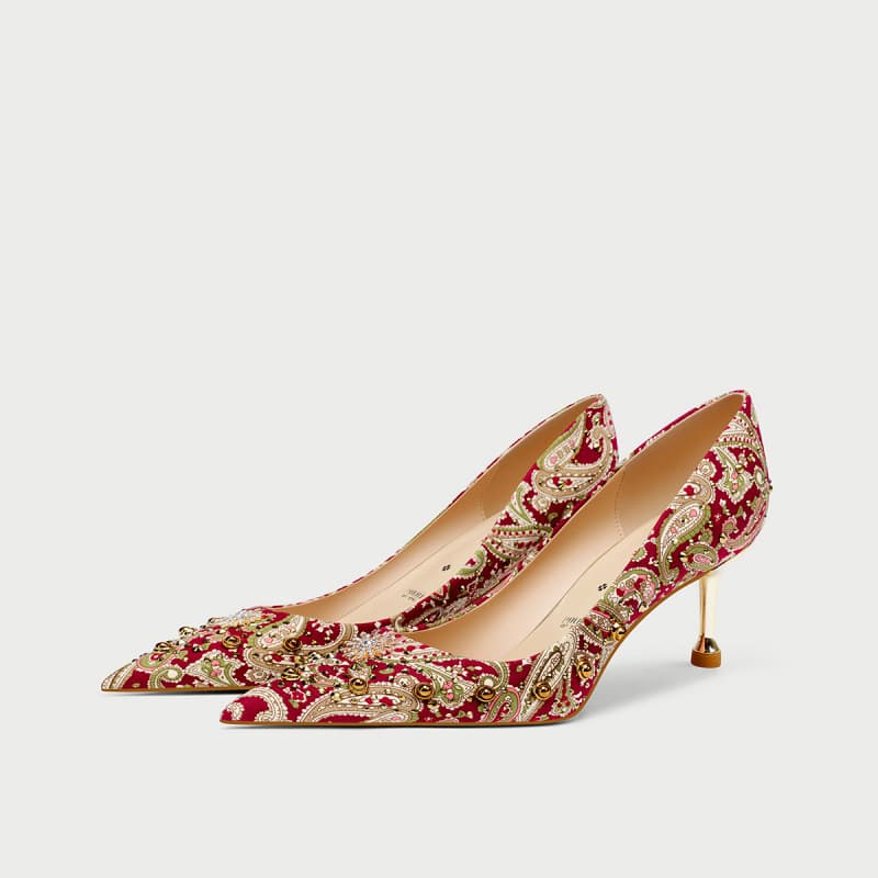 Bridal Shoes 2025 New Red Xiuhe Wedding Shoes Chinese Wedding Shoes Rivet High Heels Women's Wedding Toast Shoes