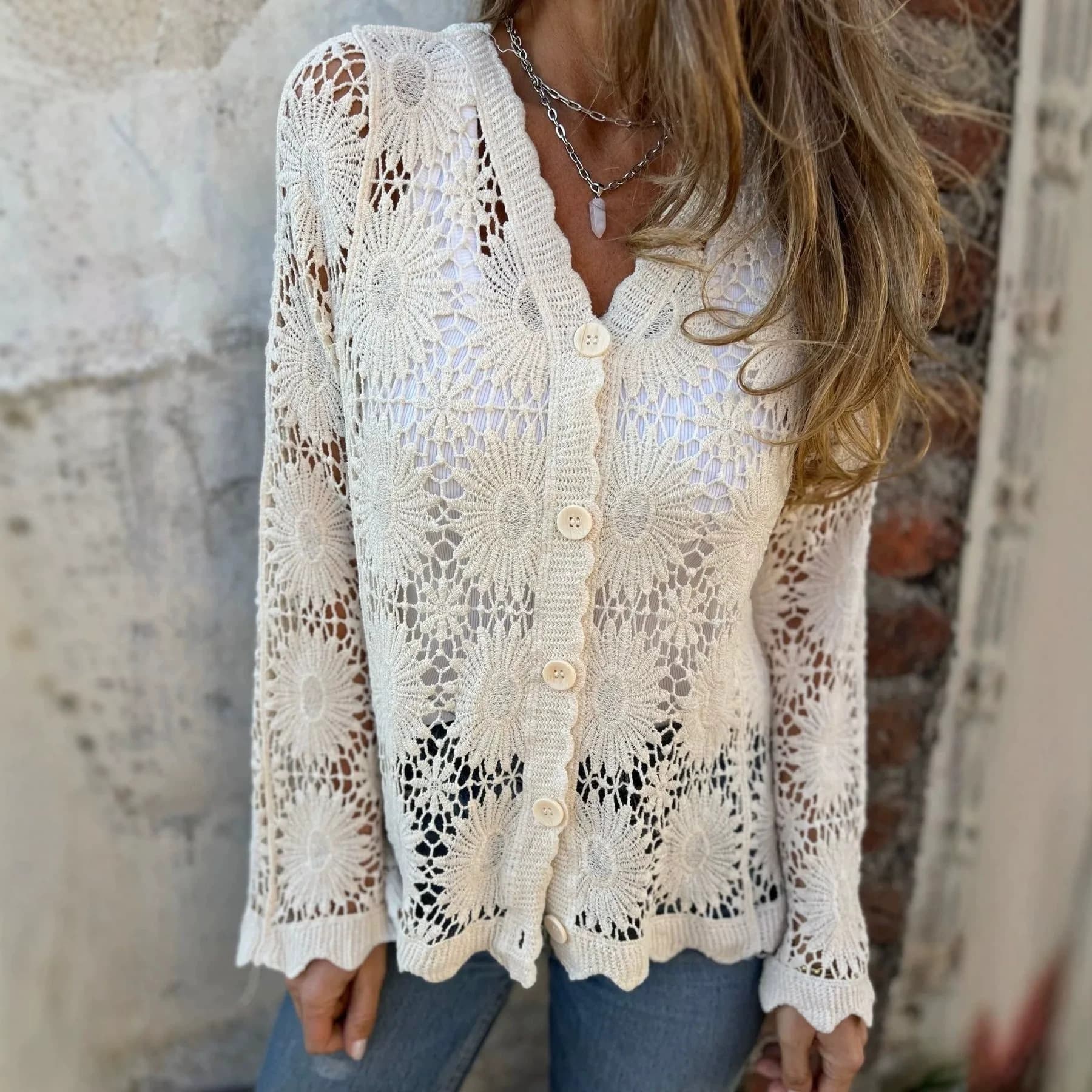European and American Vacation-Style Knitted Sun Protection Top, Hollow-Out Crochet Round-Neck Half-Sleeve Blouse, Versatile Knitted Cover-Up for Layering