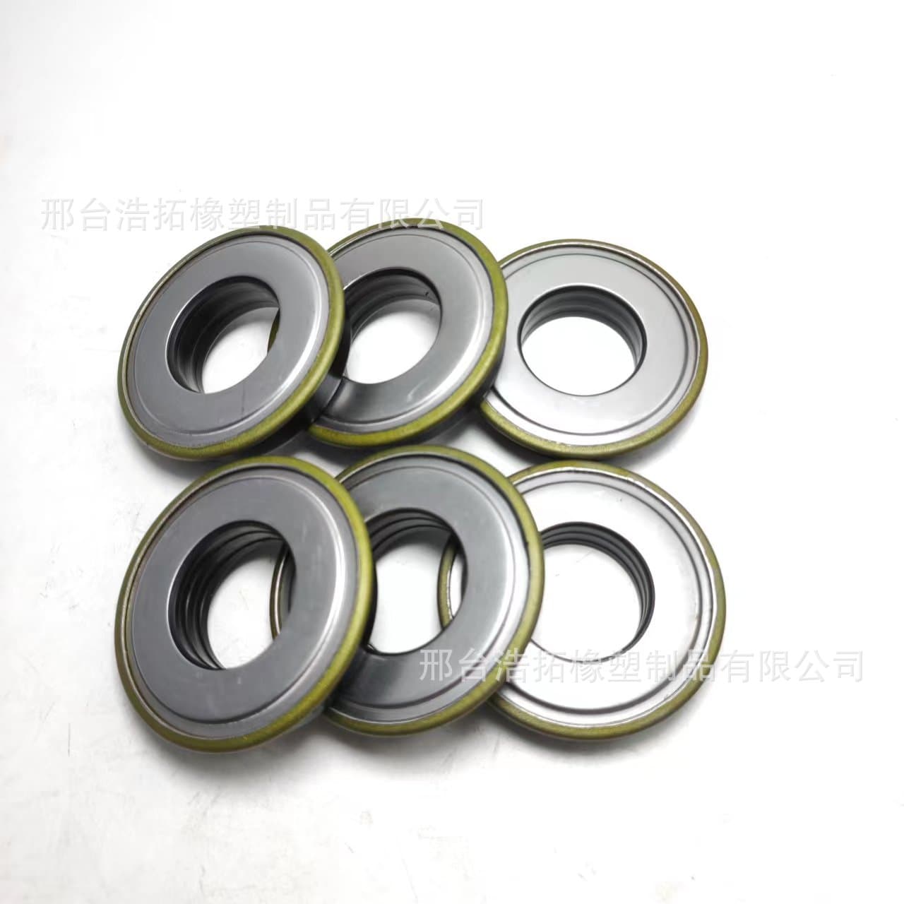 Wholesale suitable for Foton harvesters, mud and water resistant oil seal MC30*55*14.5 agricultural machinery parts, iron shell oil seal.
