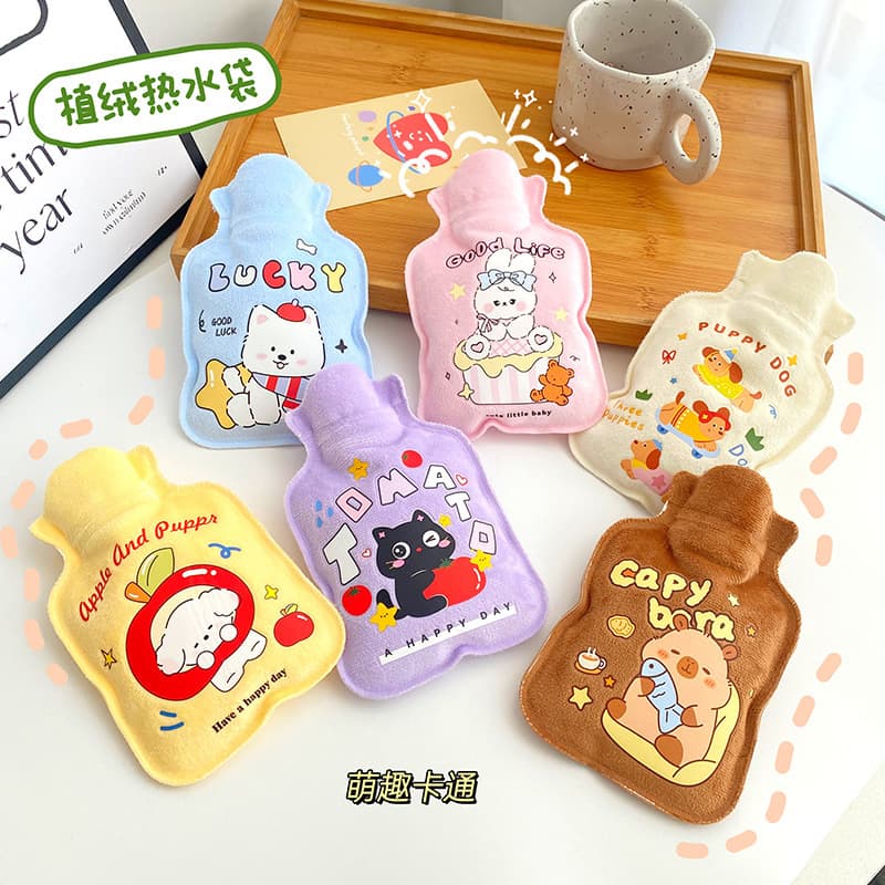 New flocked small water-filled hot water bottle, winter portable mini hot water bottle for students, cute cartoon hand warmer