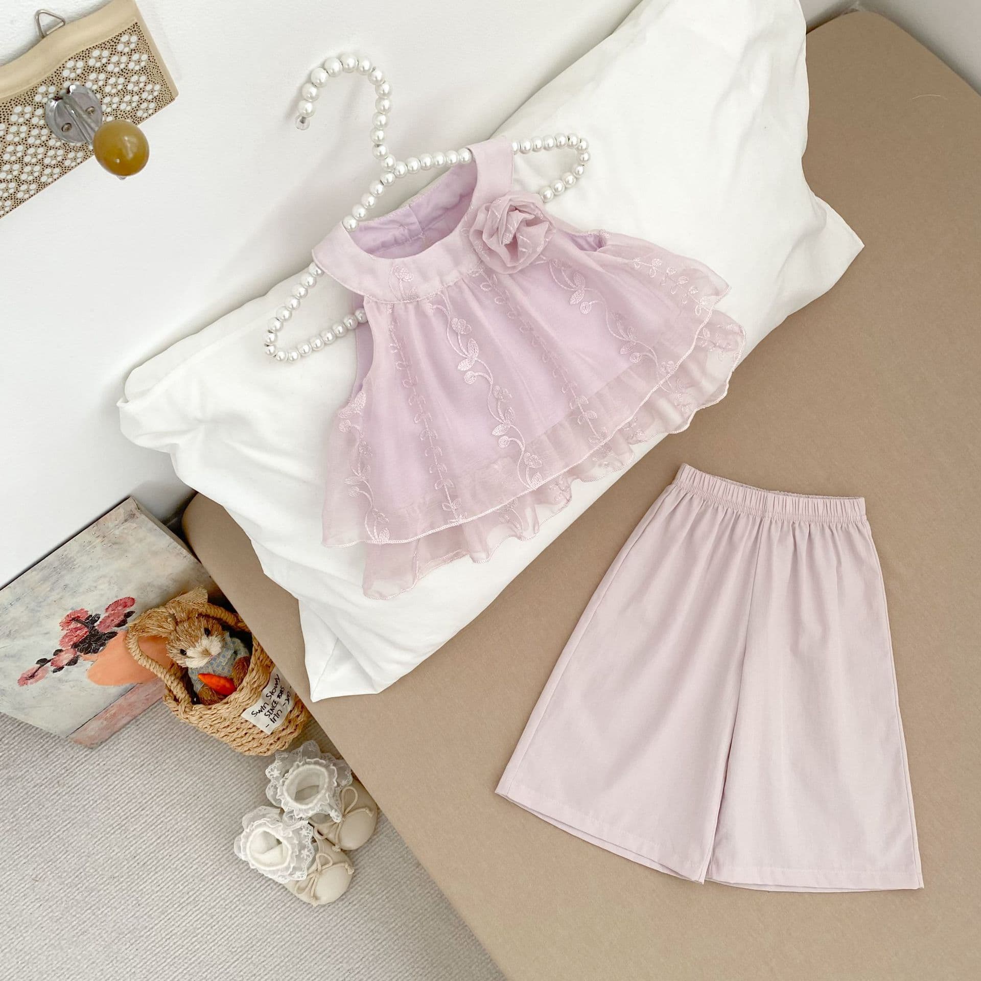 Girls Summer Embroidered Mesh Sleeveless Top with Flowing Wide-Leg Cropped Pants Set, Baby Girl Outing Two-Piece Outfit