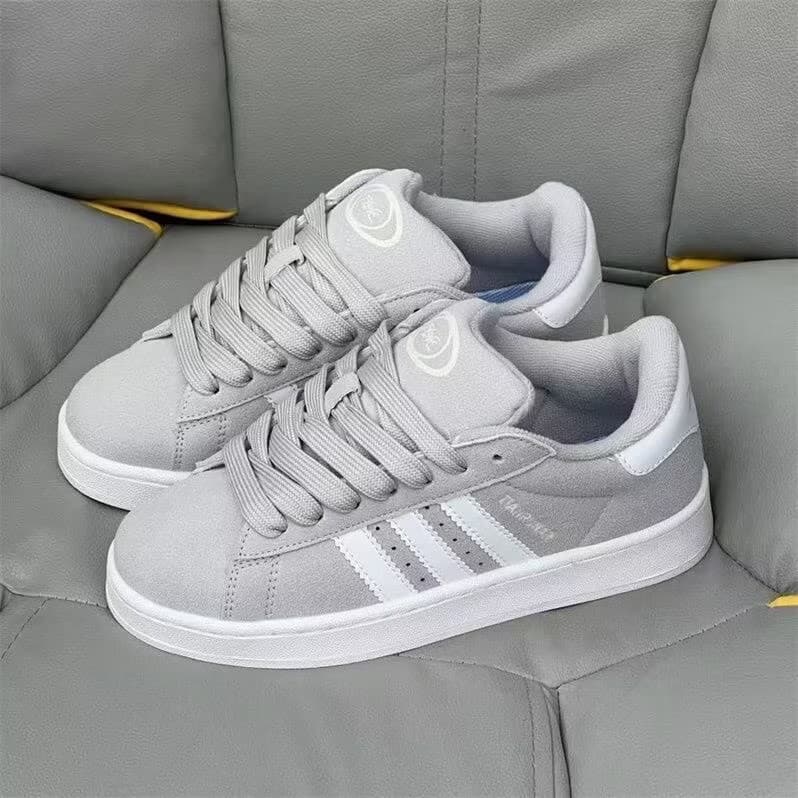 Couple Bread Shoes Women's 2026 Spring New Retro Flat Versatile White Casual Sports Sneakers