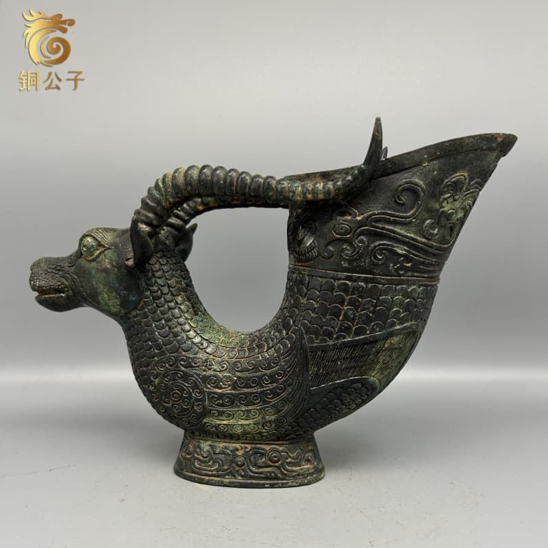 Antique Bull Head Twelve Zodiac Ox Statue Ram Head Wine Vessel Photography Prop Vintage Decorative Ornament Wholesale
