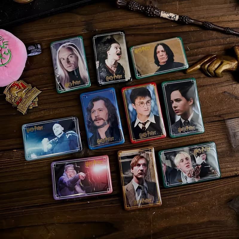 Harry Potter character card game cards, who's the spy? entertainment, leisure, gift cards, logo printing.