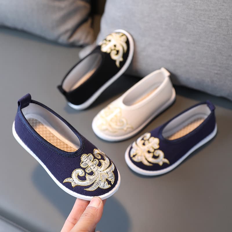 Hanfu Shoes for Children, Ancient Style Embroidered Shoes, Chinese Traditional Beijing Cloth Shoes, Boys' Costume Shoes for Kindergarten Performance