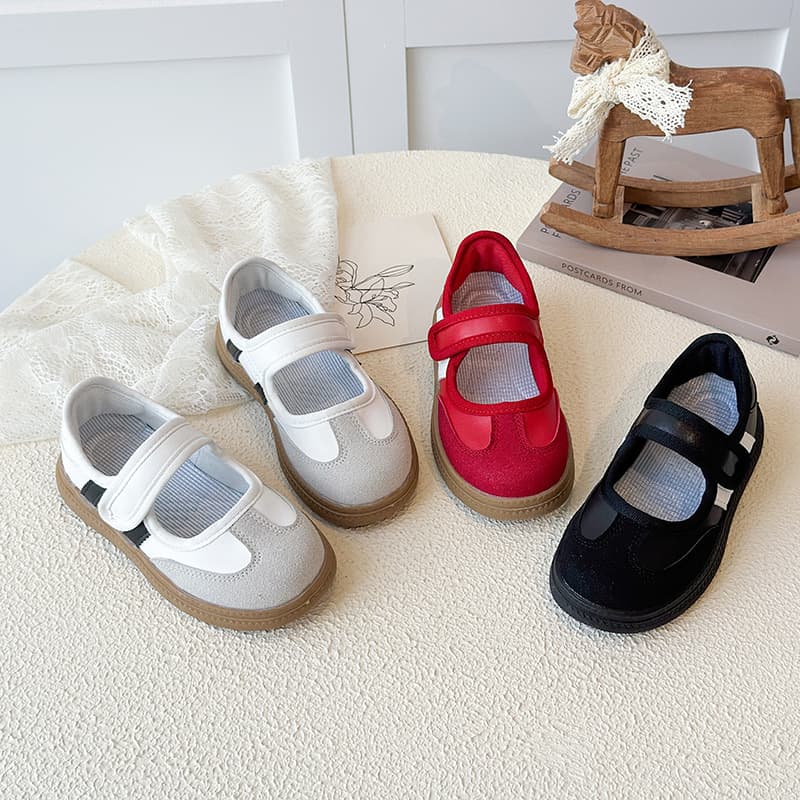 Girls' Shallow Mouth Velcro Casual Shoes 2025 Spring and Autumn New Children's Sports Shoes Korean Style Little Girls Running Shoes