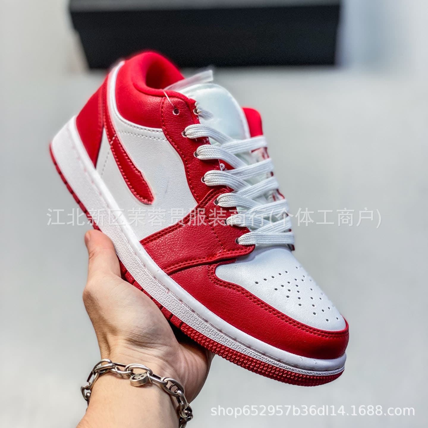 Putian Shoes Breathable and Wear-Resistant AJ 1 Casual Sports Shoes Jordan 1 Basketball Shoes Unisex Board Shoes Cushioned Comfortable Running Shoes