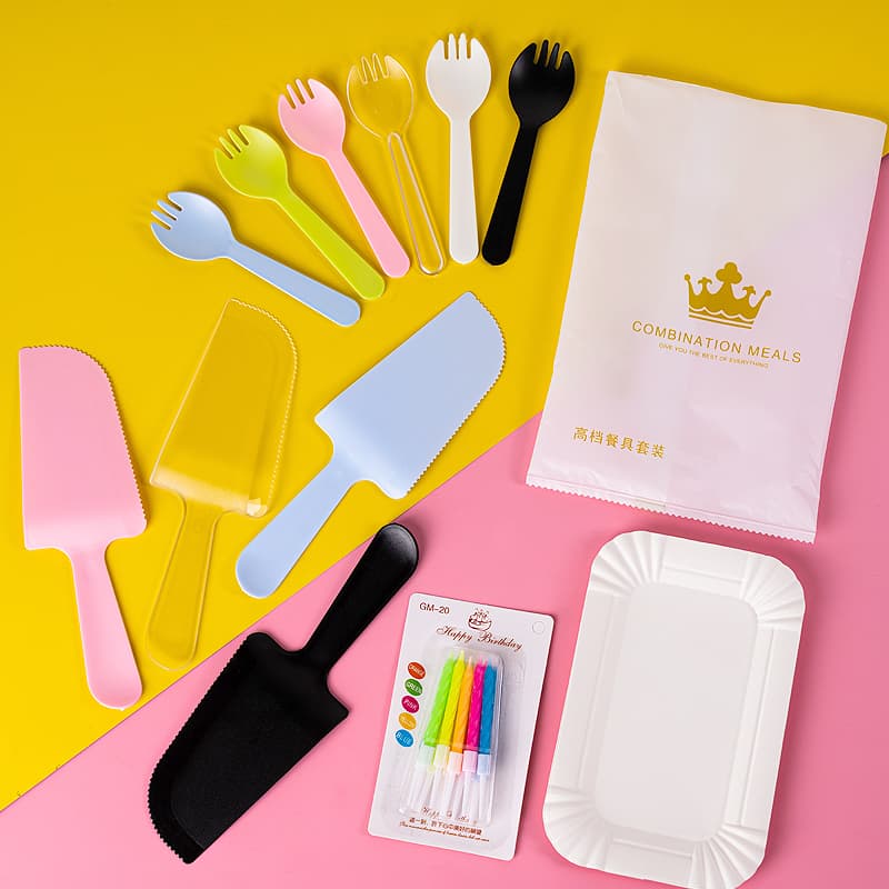 Jingyun 4-in-1 Birthday Cake Square and Round Paper Plates Disposable Eco-Friendly Dinner Plates with Fork Knife and Candle Set