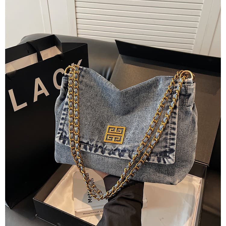 Casual Commuter Large Capacity Denim Bag for Women 2025 New Fashion Chain Shoulder Crossbody Tote Bag