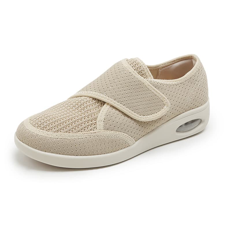 2025 Spring and Summer New Mom Shoes Mesh Breathable Casual Shoes Fashionable Air Cushion Wedge Heel Plaid Walking Shoes Large Size 44