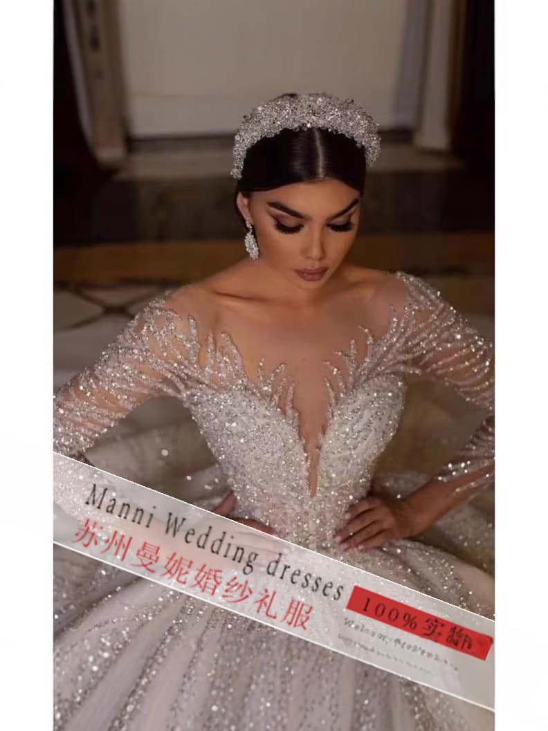 2025 New Amazon Export Wedding Dress Cross-border European and American Bride Deep V Lace Long Sleeve Evening Gown