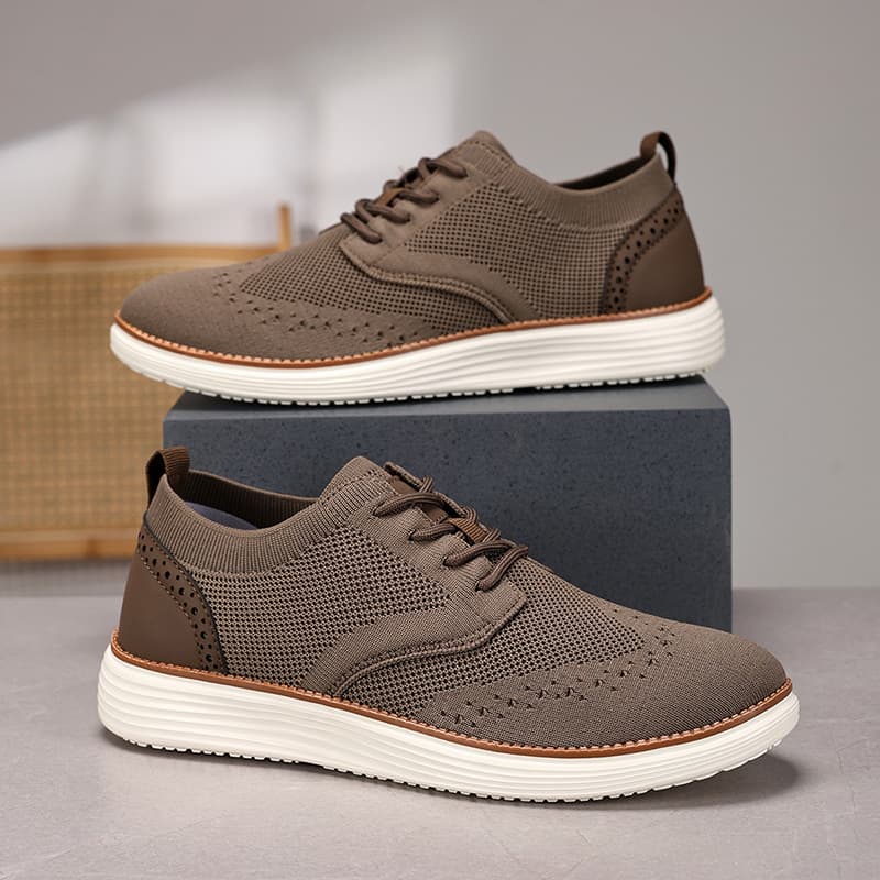 2025 Cross-border Hot Selling Flyknit Casual Shoes Men's Loafers Dress Walking Shoes Mesh Oxford Shoes
