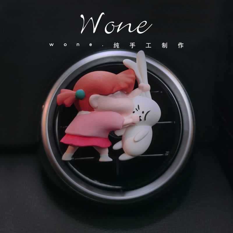 Creative car air vent aromatherapy perfume Angry Nini beats rabbit decoration female diffuser stone light fragrance