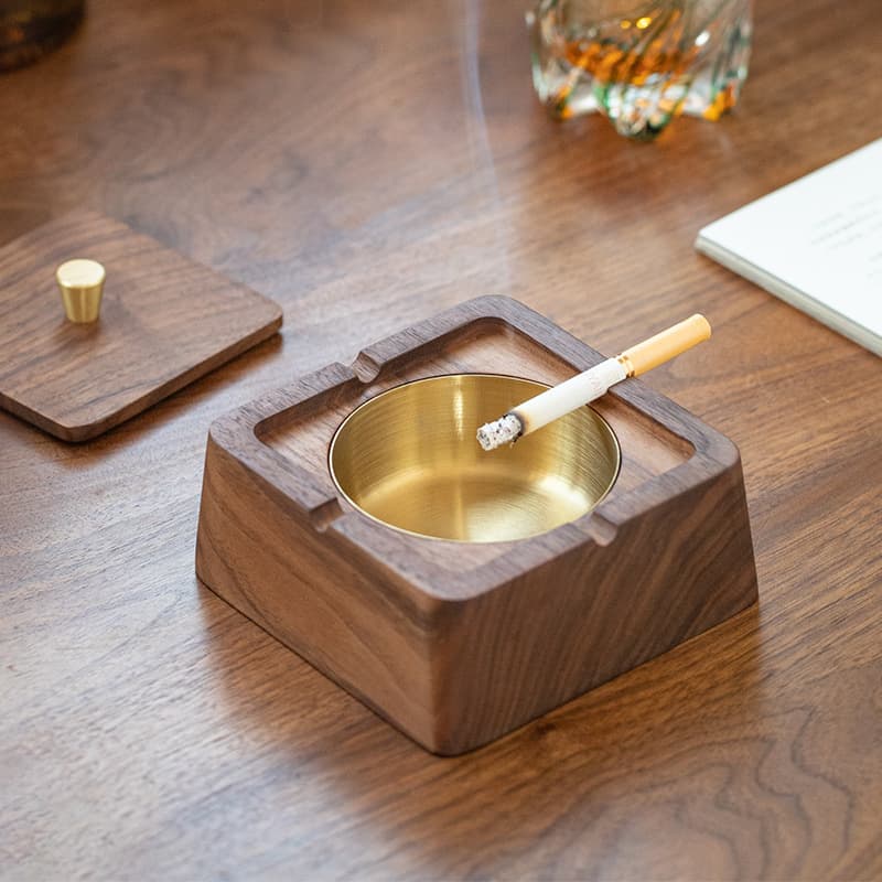 Wholesale New Chinese Style Wooden Home Ashtray with Lid, National Trend Portable Creative Decoration, Solid Wood Ash Tray