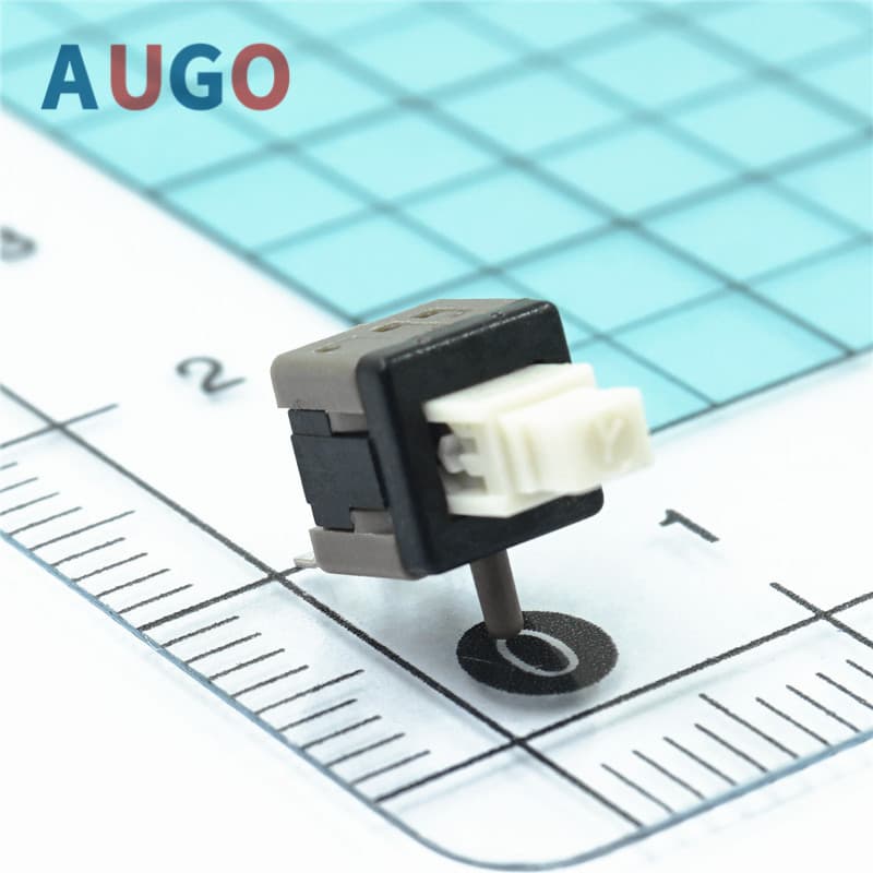 SMD 5.8 Self-Locking Switch Side-Mount Push Button Switch with Three Pins and Pillar, 5.8*5.8 Side-Press Switch