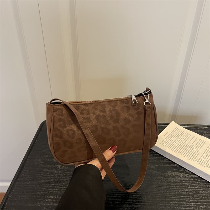 Korean Style Women's Bag 2026 Summer New Relaxed Commuter Fashion Leopard Print Small Square Bag Casual Shoulder Underarm Bag