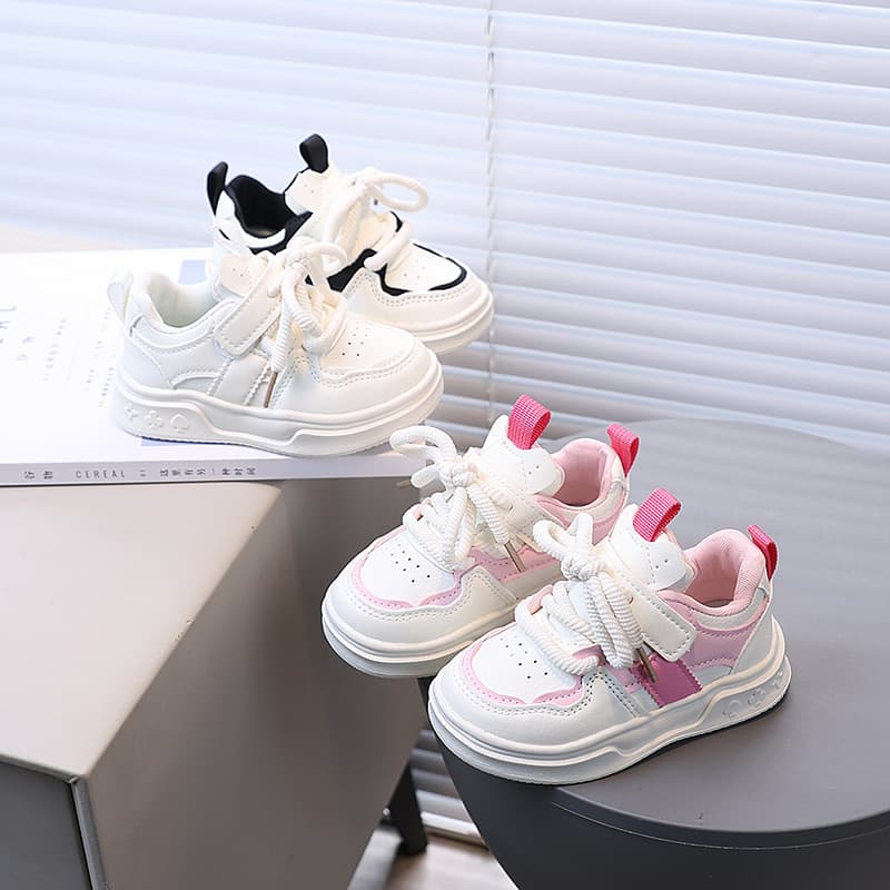 Girls' Sports Shoes 2025 Spring/Autumn Boys' Running Shoes Soft Sole Versatile Children's White Shoes Primary School Casual Shoes