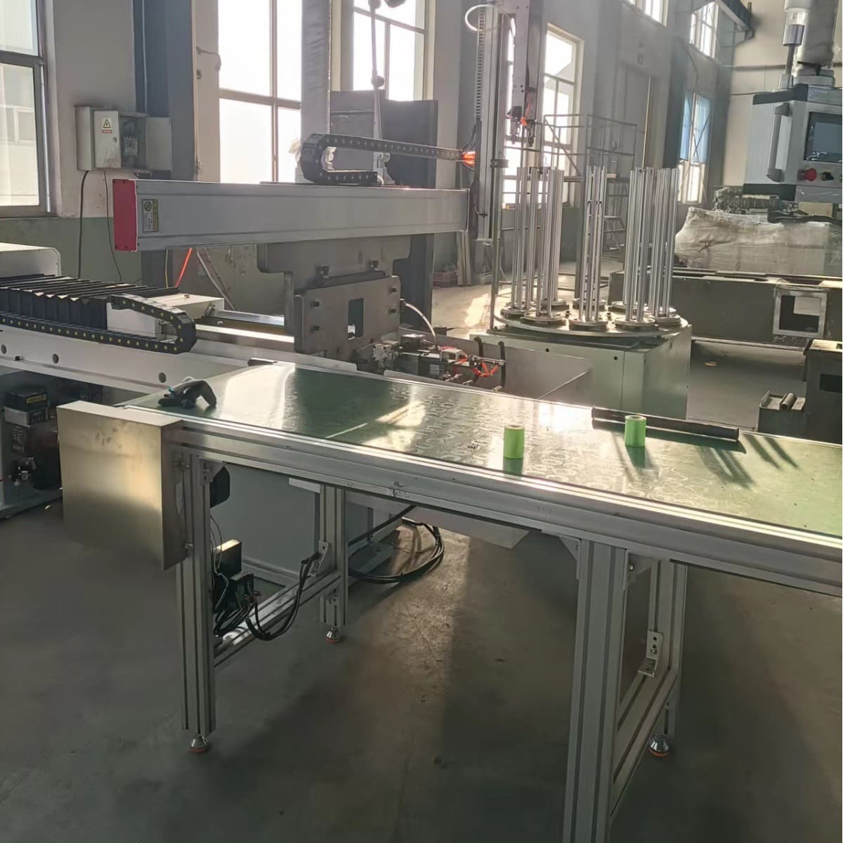 Factory supply of L6110D automated servo CNC horizontal broaching machines for bearing parts processing, hydraulic CNC broaching machines.