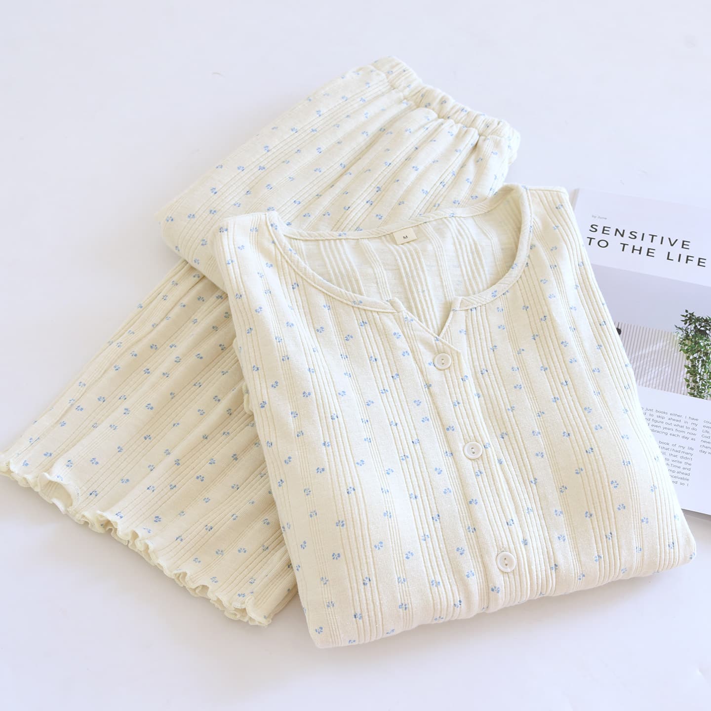 Cotton Jacquard Floral Pastoral Style Soft Pajamas for Women, Spring and Autumn Long-Sleeved Long Pants Loungewear