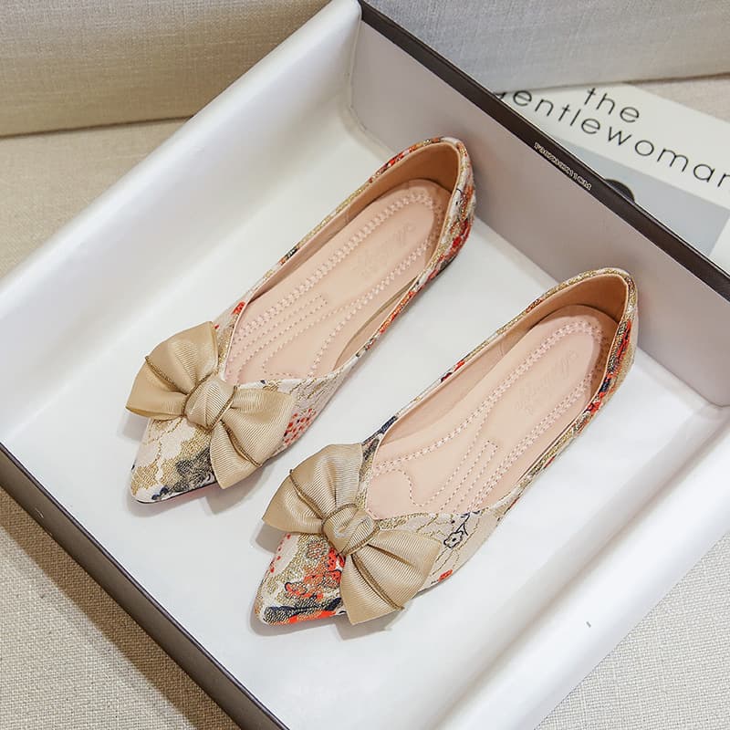 Pointed Toe Flats for Women Spring Small Size 33-34 Flats Boat Shoes Ethnic Style Women's Shoes Large Size 41 to 43 Soft Sole Comfortable